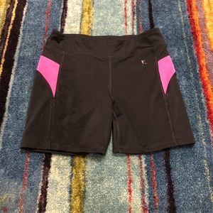 Danskin drifit shorts